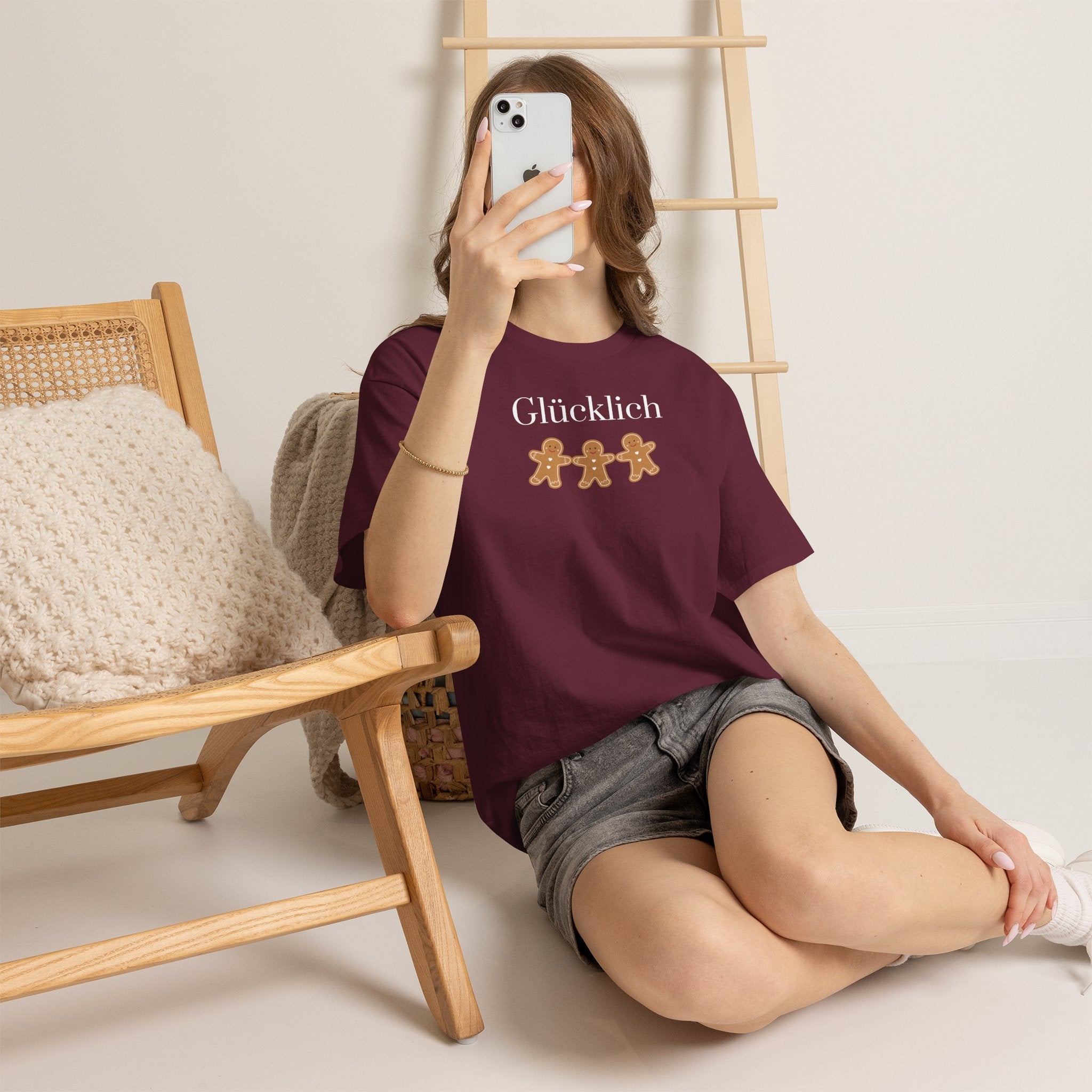 Glücklich German Gingerbread Buddies Christmas unisex Tee Shirt T-Shirt La Vie Bien Glücklich German Gingerbread Buddies Christmas unisex Tee Shirt