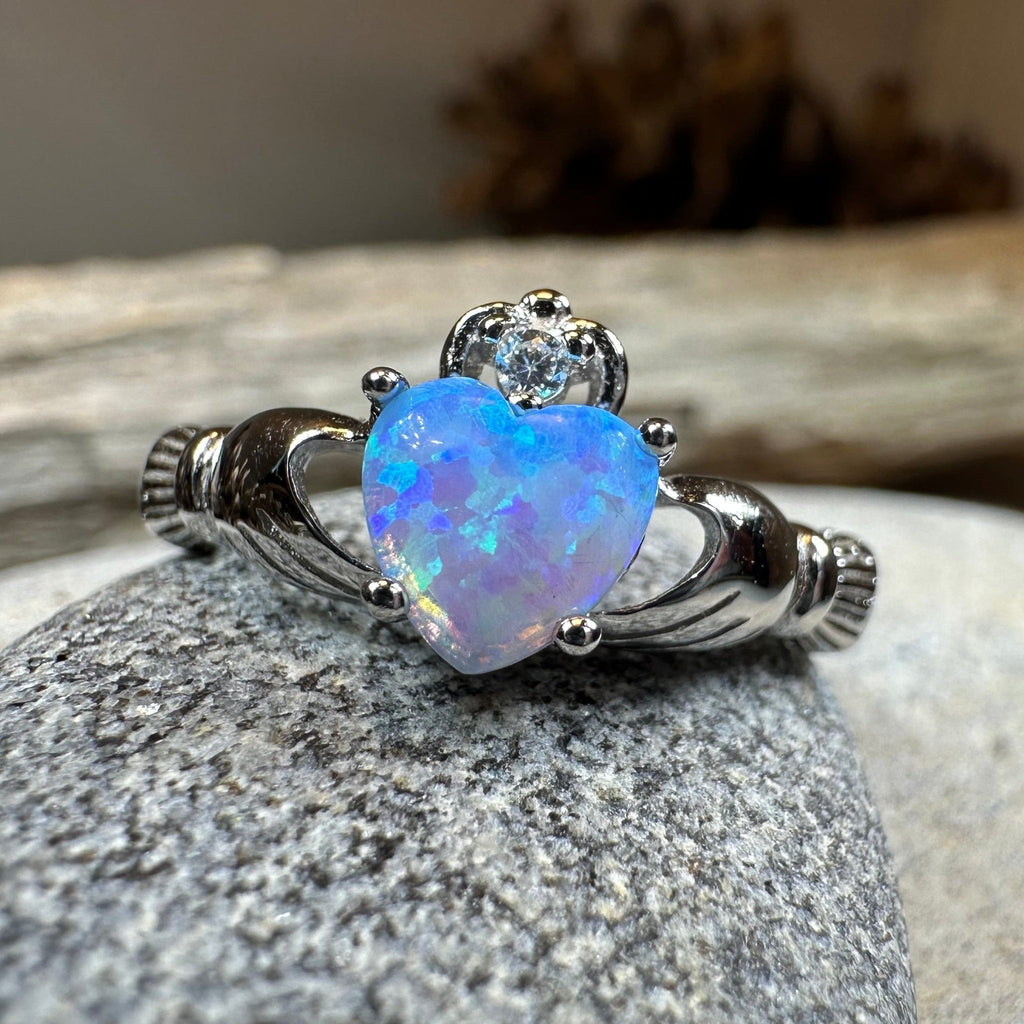 Glynnis Claddagh Ring Ring La Vie Bien Glynnis Claddagh Ring