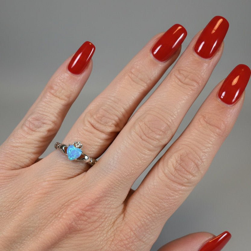 Glynnis Claddagh Ring Ring La Vie Bien Glynnis Claddagh Ring