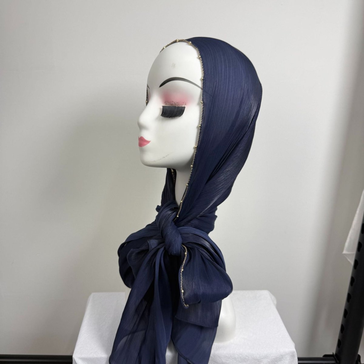 Gold Chain Beaded Edge Crinkle Satin Hijab(MH238) La Vie Bien Gold Chain Beaded Edge Crinkle Satin Hijab(MH238)