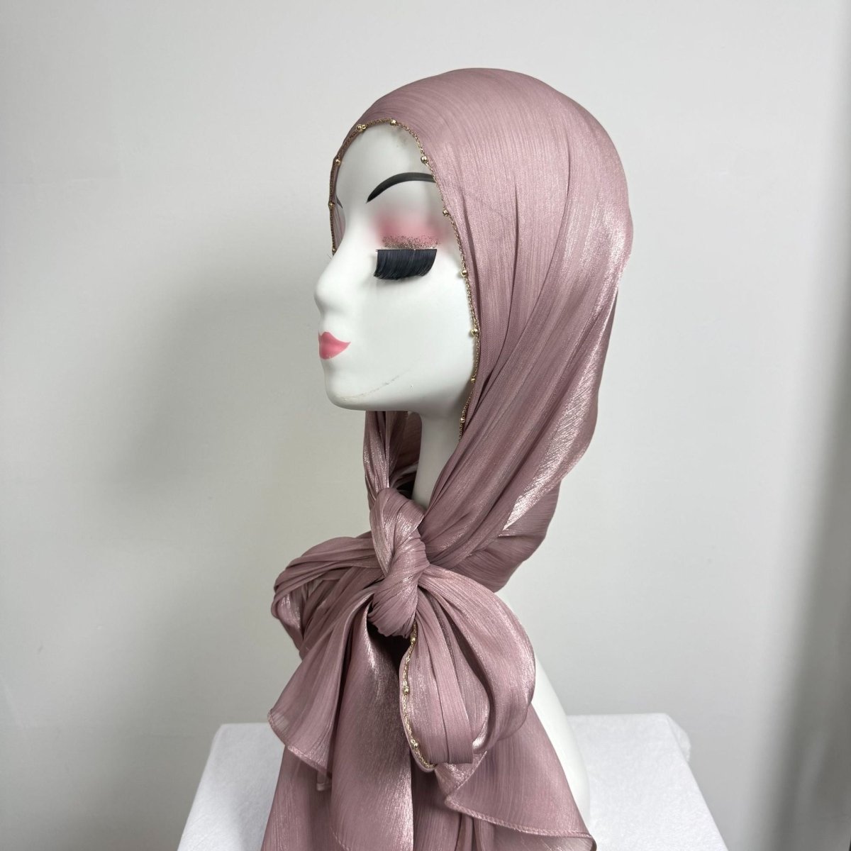 Gold Chain Beaded Edge Crinkle Satin Hijab(MH238) La Vie Bien Gold Chain Beaded Edge Crinkle Satin Hijab(MH238)
