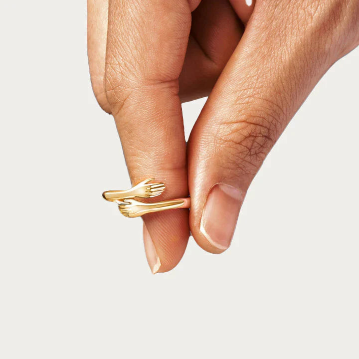 Hug Ring