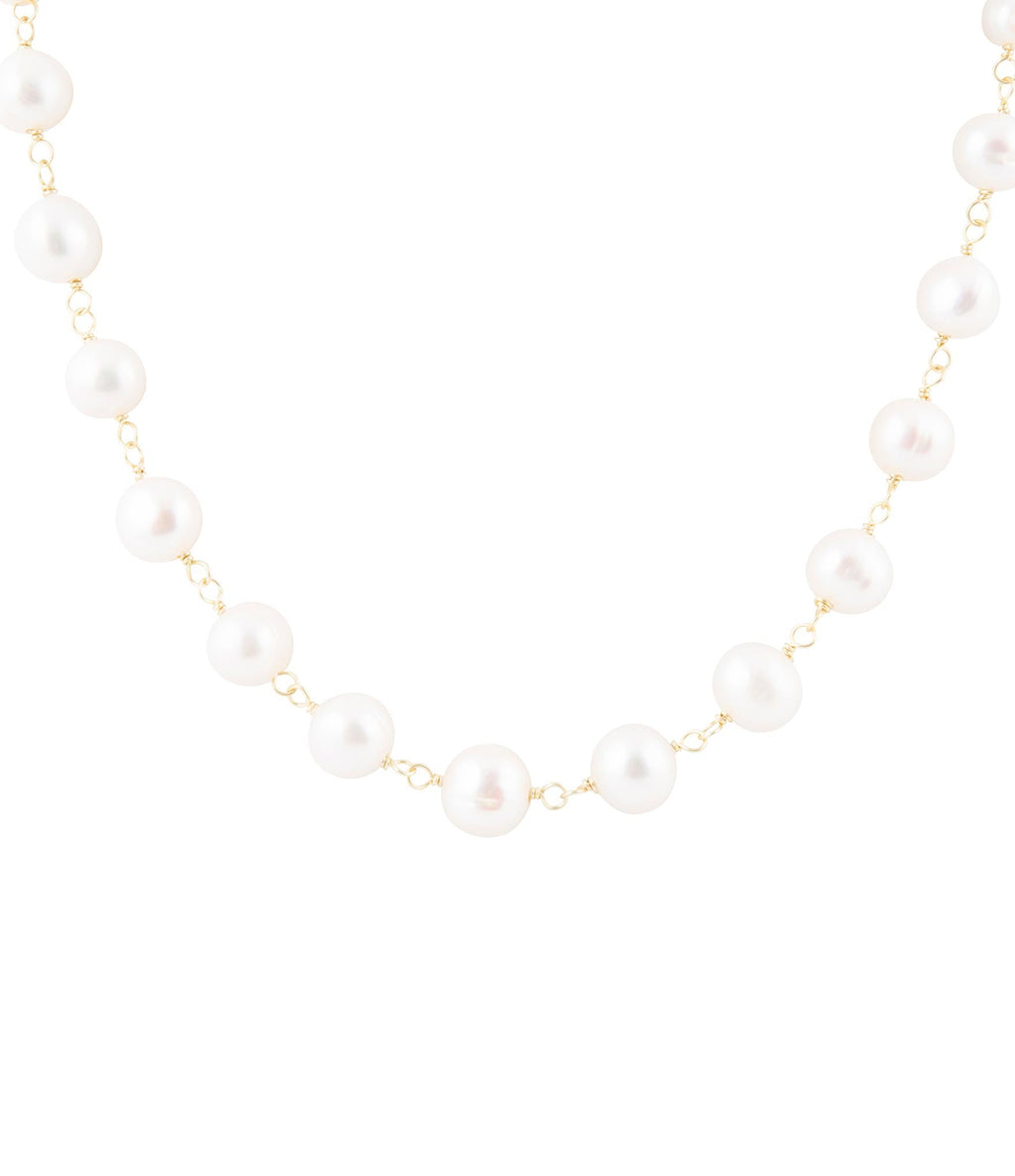 Golden Chain and White Pearl Necklaces Necklaces La Vie Bien Golden Chain and White Pearl Necklaces