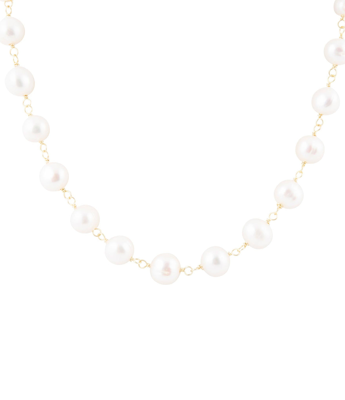 Golden Chain and White Pearl Necklaces Necklaces La Vie Bien Golden Chain and White Pearl Necklaces