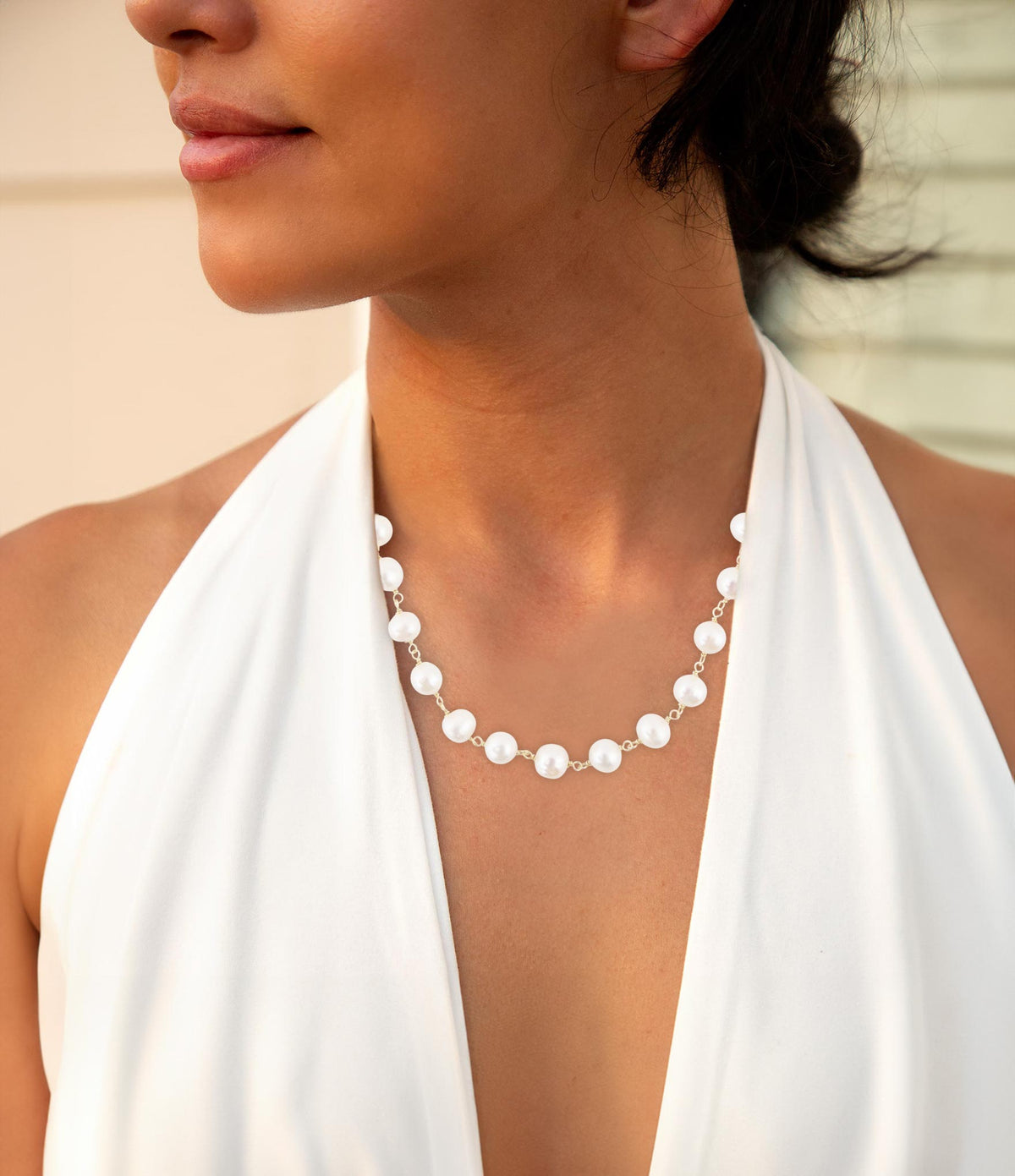 Golden Chain and White Pearl Necklaces Necklaces La Vie Bien Golden Chain and White Pearl Necklaces
