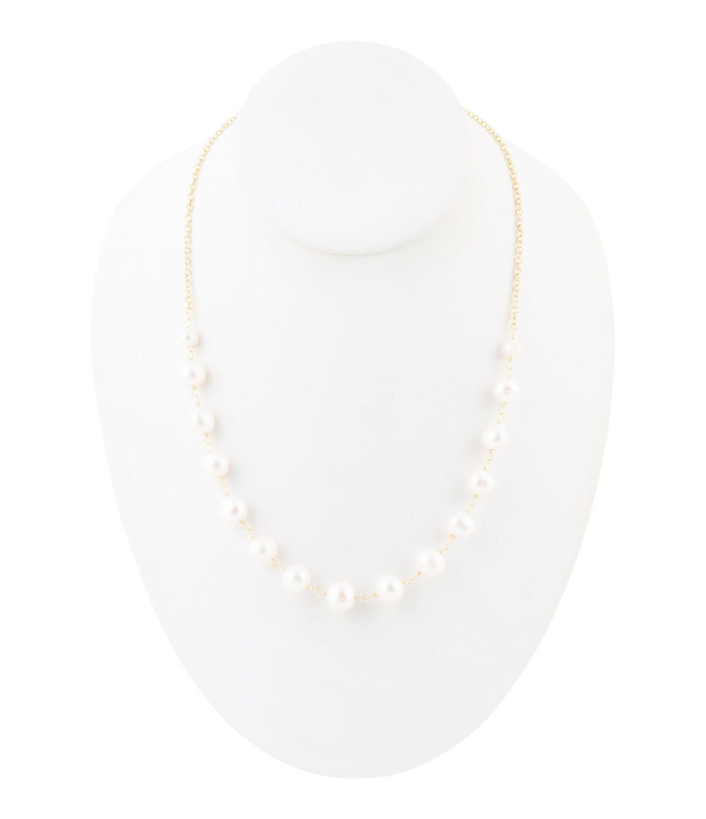 Golden Chain and White Pearl Necklaces Necklaces La Vie Bien Golden Chain and White Pearl Necklaces