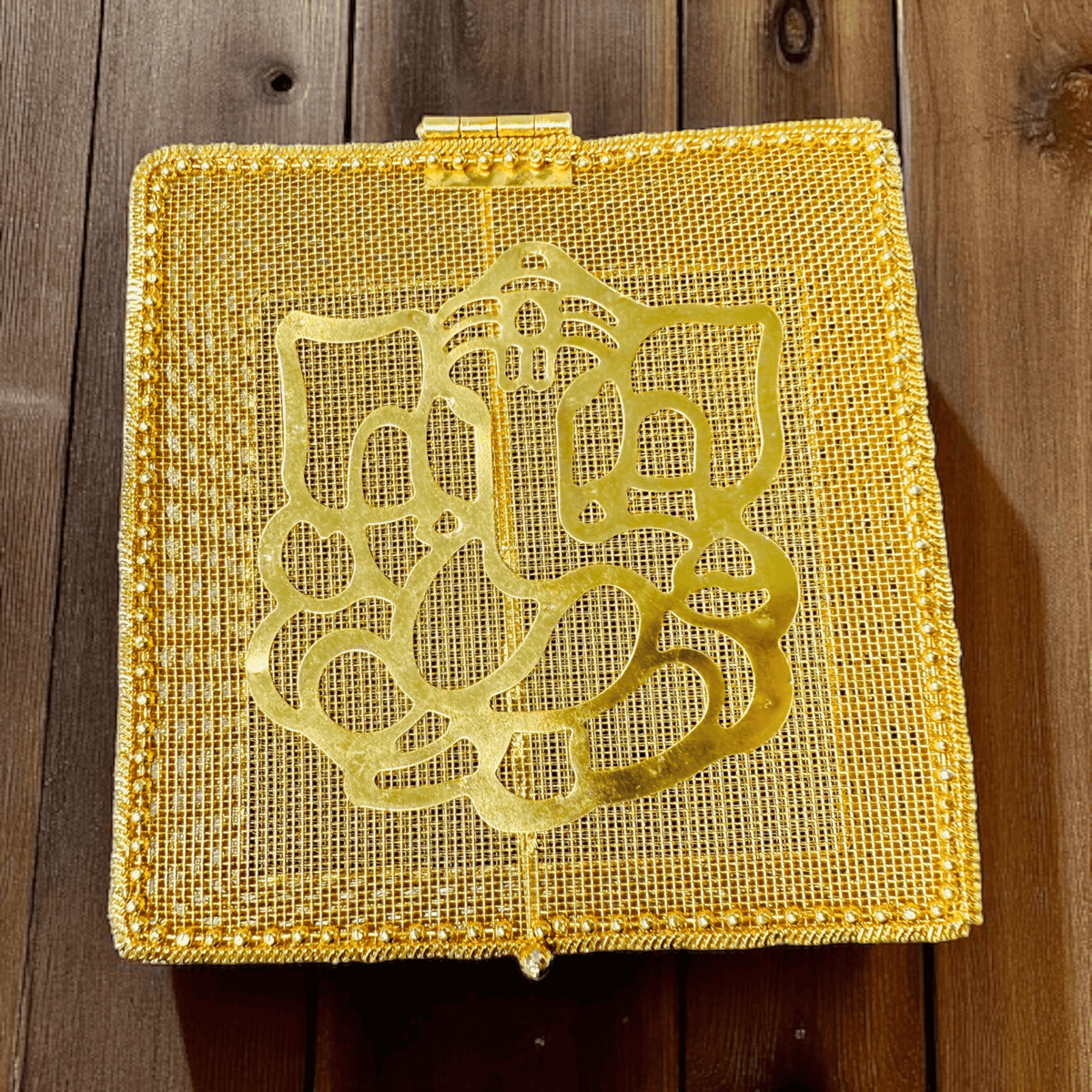 Golden Metal Ganesha Gift Boxes - Perfect To Pack Small Gifts Like Diya, Jewelry La Vie Bien Golden Metal Ganesha Gift Boxes - Perfect To Pack Small Gifts Like Diya, Jewelry