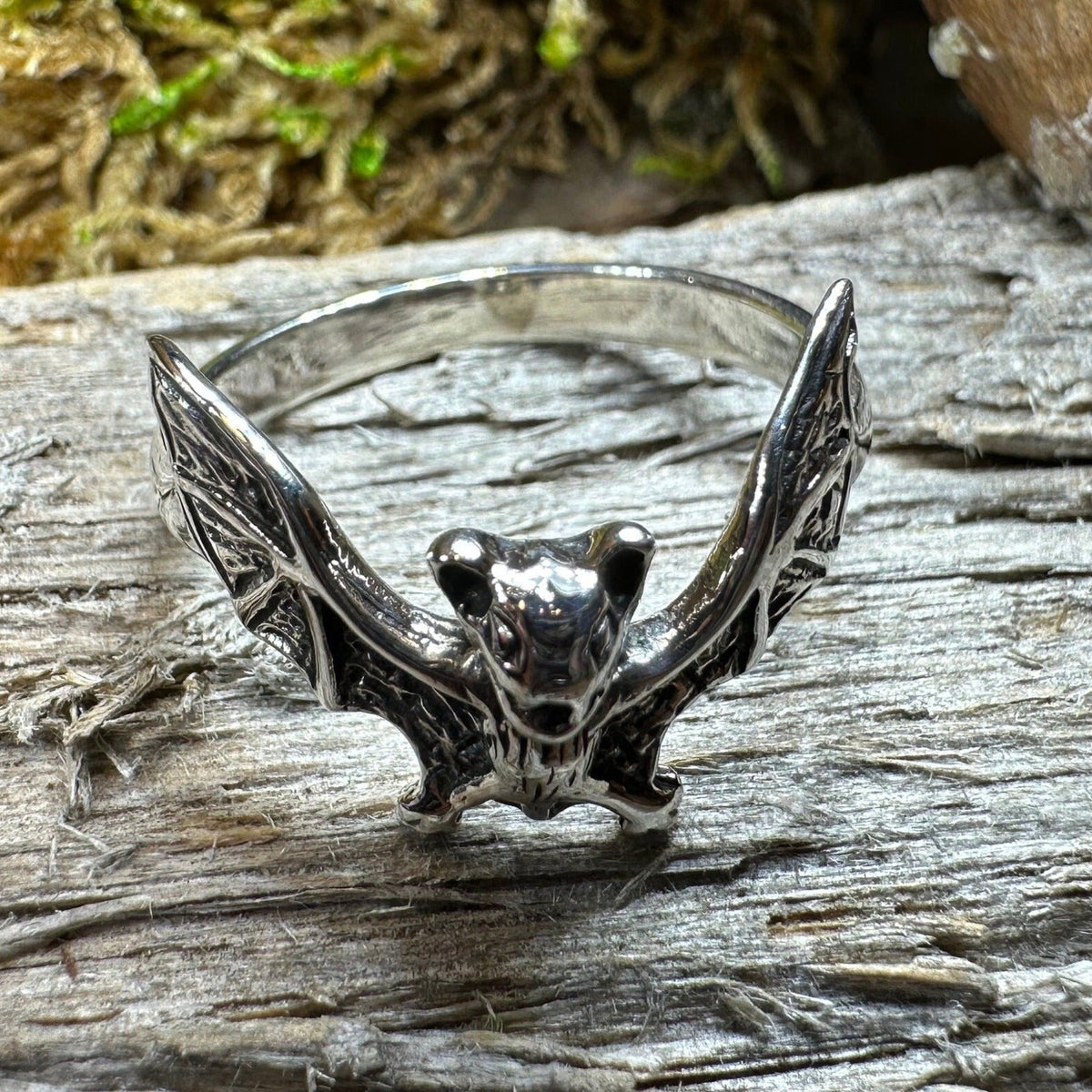 Gothic Realistic Bat Ring Ring La Vie Bien Gothic Realistic Bat Ring