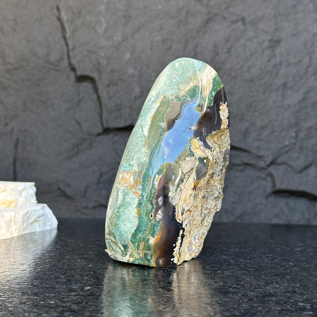 Green Gemstone, perfect trendy gift for crystal lovers, Green Jasper Flame Rocks & Geodes La Vie Bien Green Gemstone, perfect trendy gift for crystal lovers, Green Jasper Flame