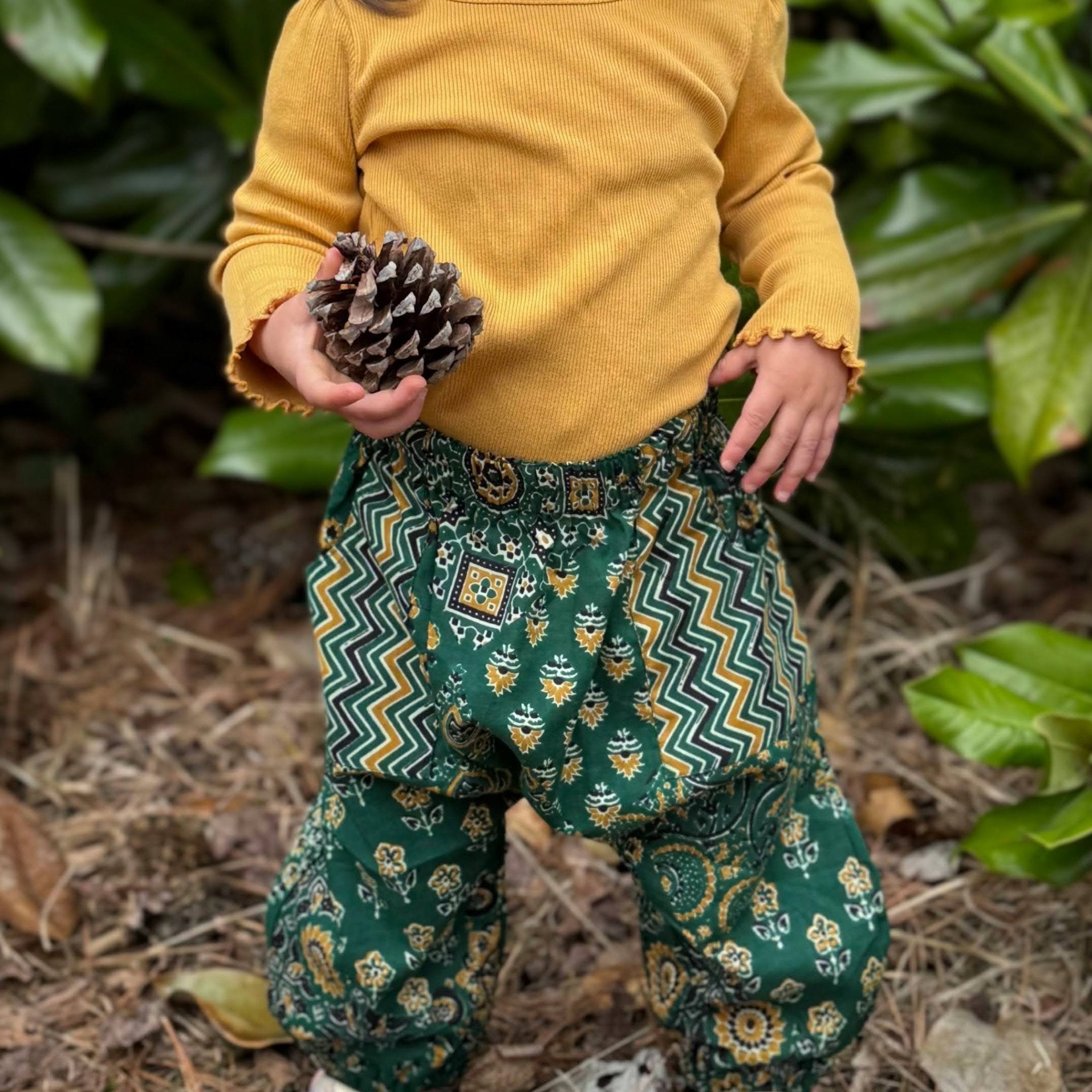 Green Zigzag Pocket Harem Pants Baby Pants La Vie Bien Green Zigzag Pocket Harem Pants