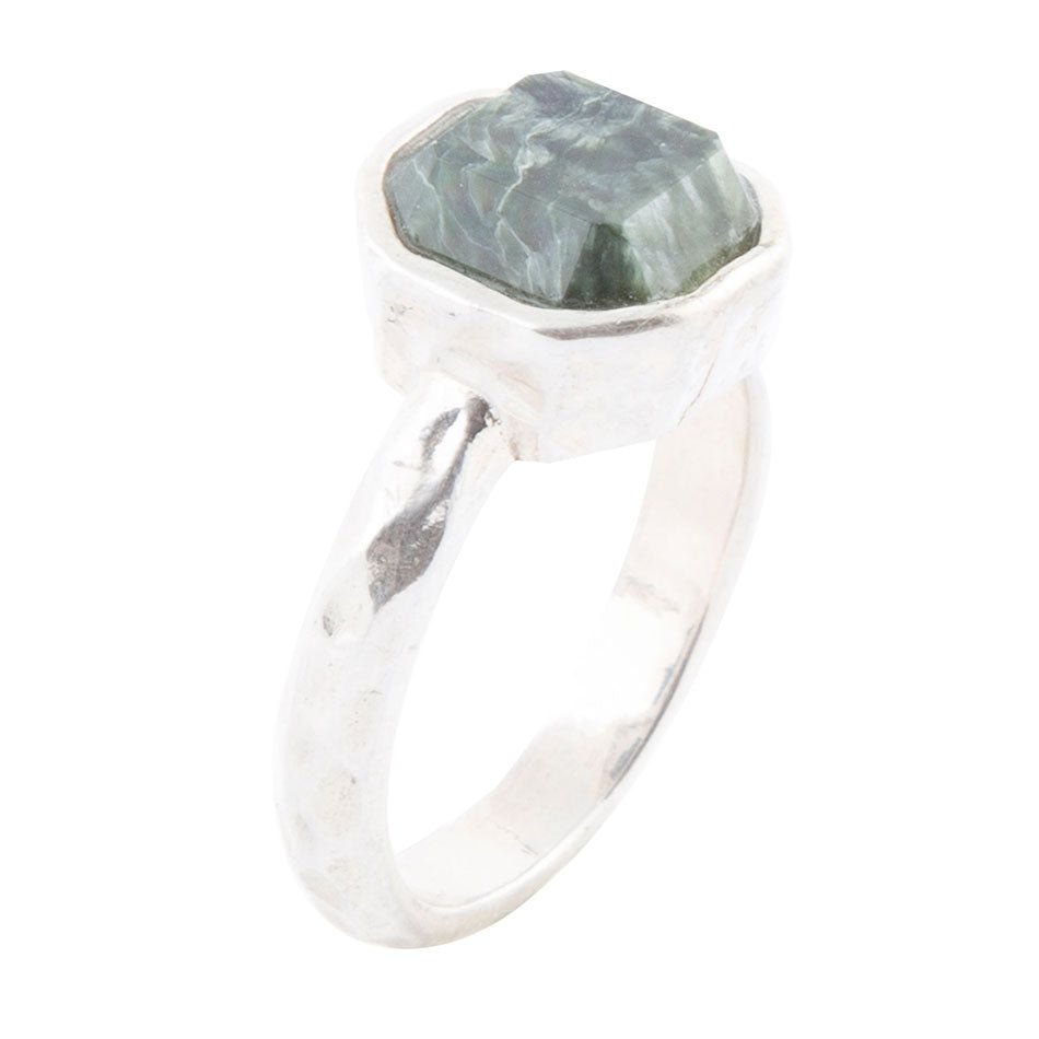 Hammered Green Seraphinite Sterling Silver Ring