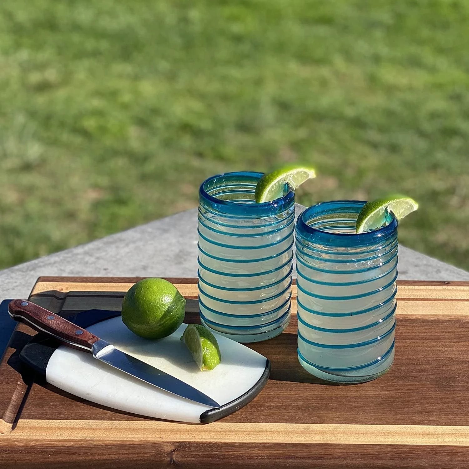 Hand Blown Mexican Drinking Glasses – Set of 6 Glasses with an Aqua Spiral Design (14 oz each) … by Dos Sueños