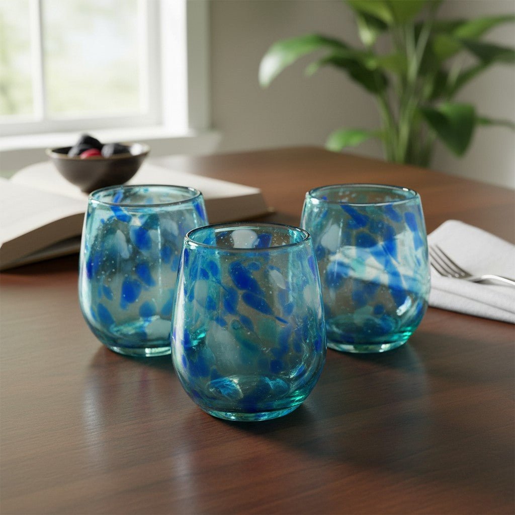Hand-Blown Mexican Stemless Wine Glass | Blue and White Snow Pattern Mexican Wine Glass La Vie Bien Hand-Blown Mexican Stemless Wine Glass | Blue and White Snow Pattern