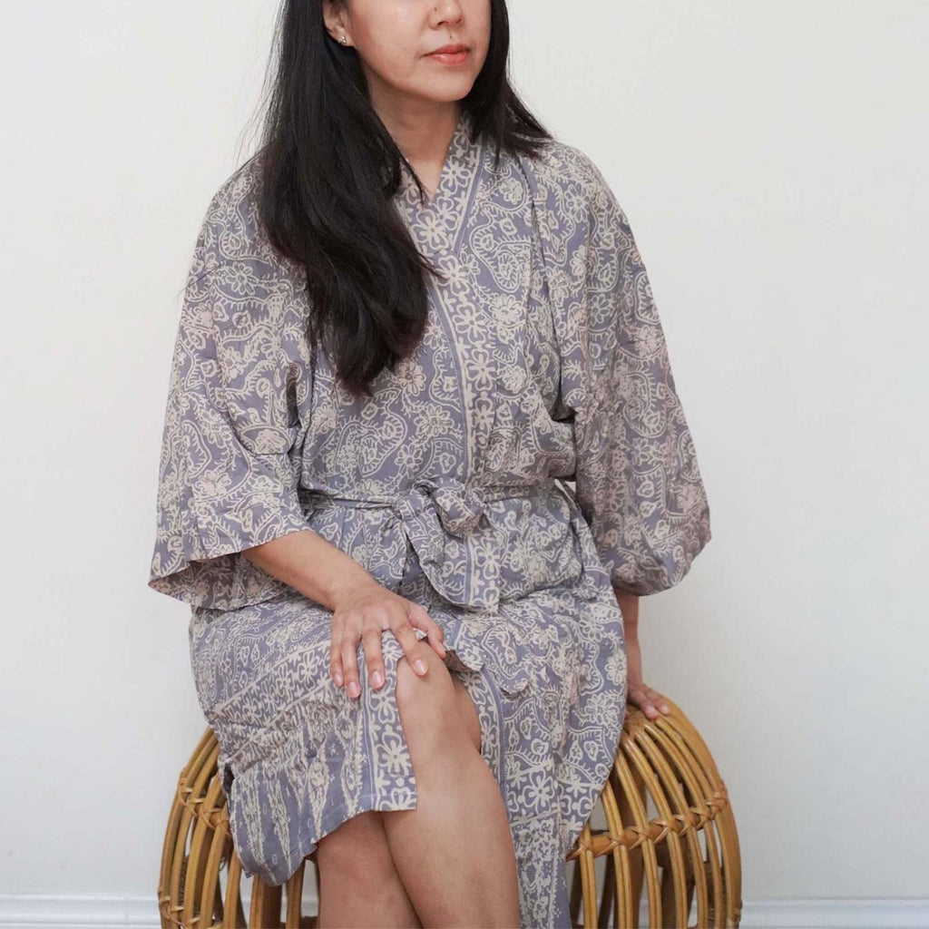 Hand Dyed Batik Robe Kimono, 100% Cotton, Gray, Silver Petals Robes La Vie Bien Hand Dyed Batik Robe Kimono, 100% Cotton, Gray, Silver Petals