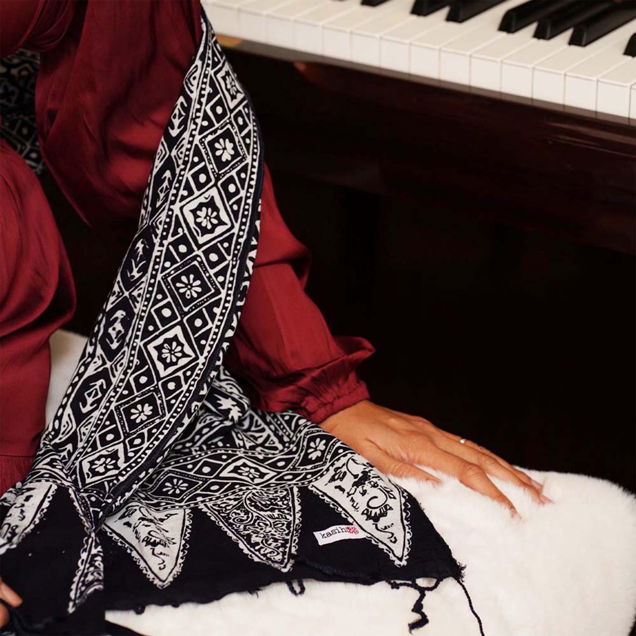 Hand Dyed Batik Scarf, 100% Cotton Fabric, Black White, Geometric Scarves La Vie Bien Hand Dyed Batik Scarf, 100% Cotton Fabric, Black White, Geometric