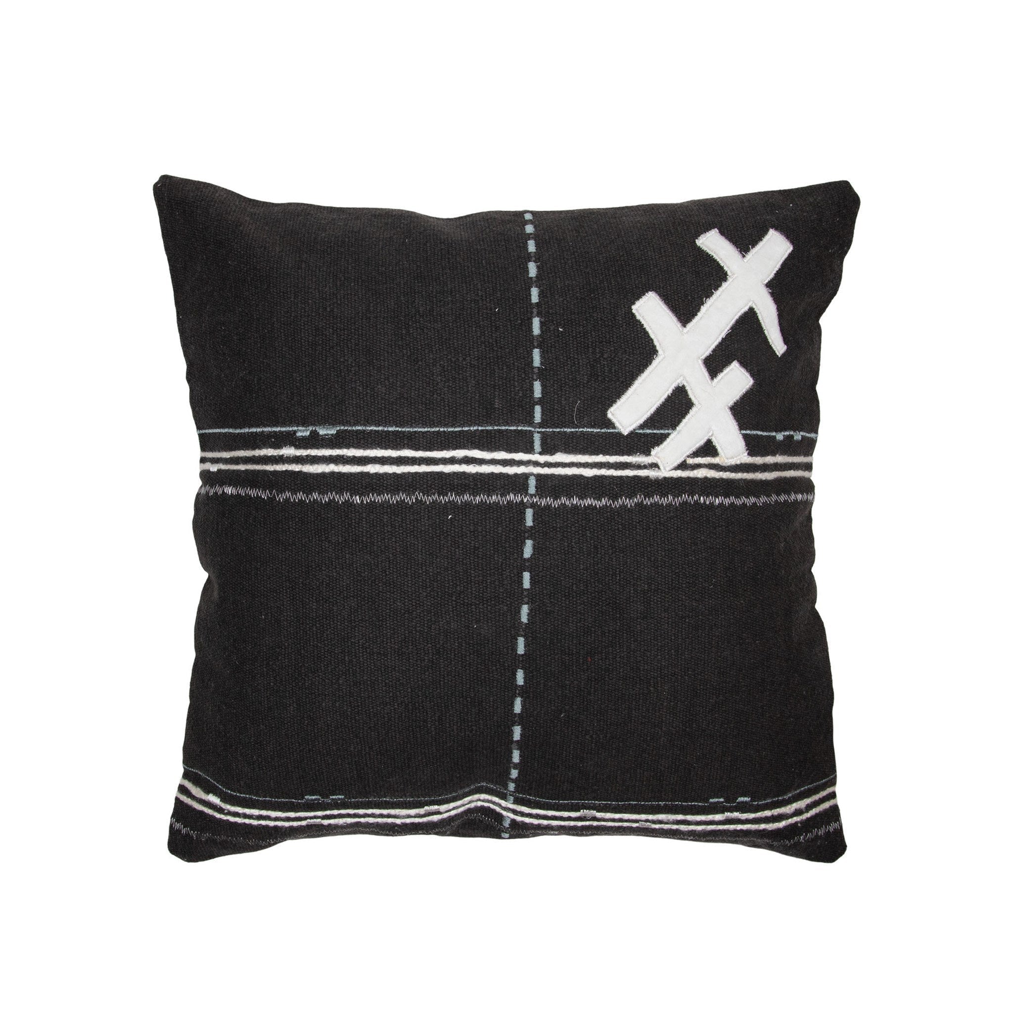 Hand Woven Grayson Pillow pillow La Vie Bien Hand Woven Grayson Pillow