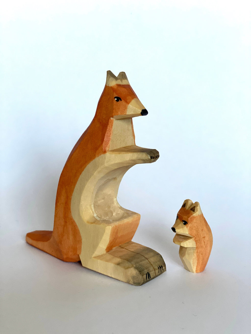 Wooden Kangaroo with Baby