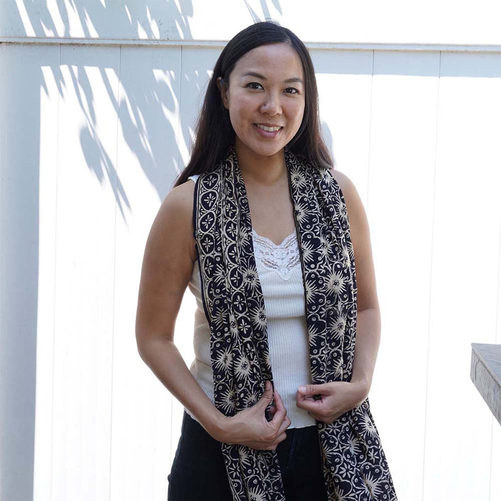 Handmade Batik Scarf - Cotton - Hibiscus Flower, Black, White Scarves La Vie Bien Handmade Batik Scarf - Cotton - Hibiscus Flower, Black, White