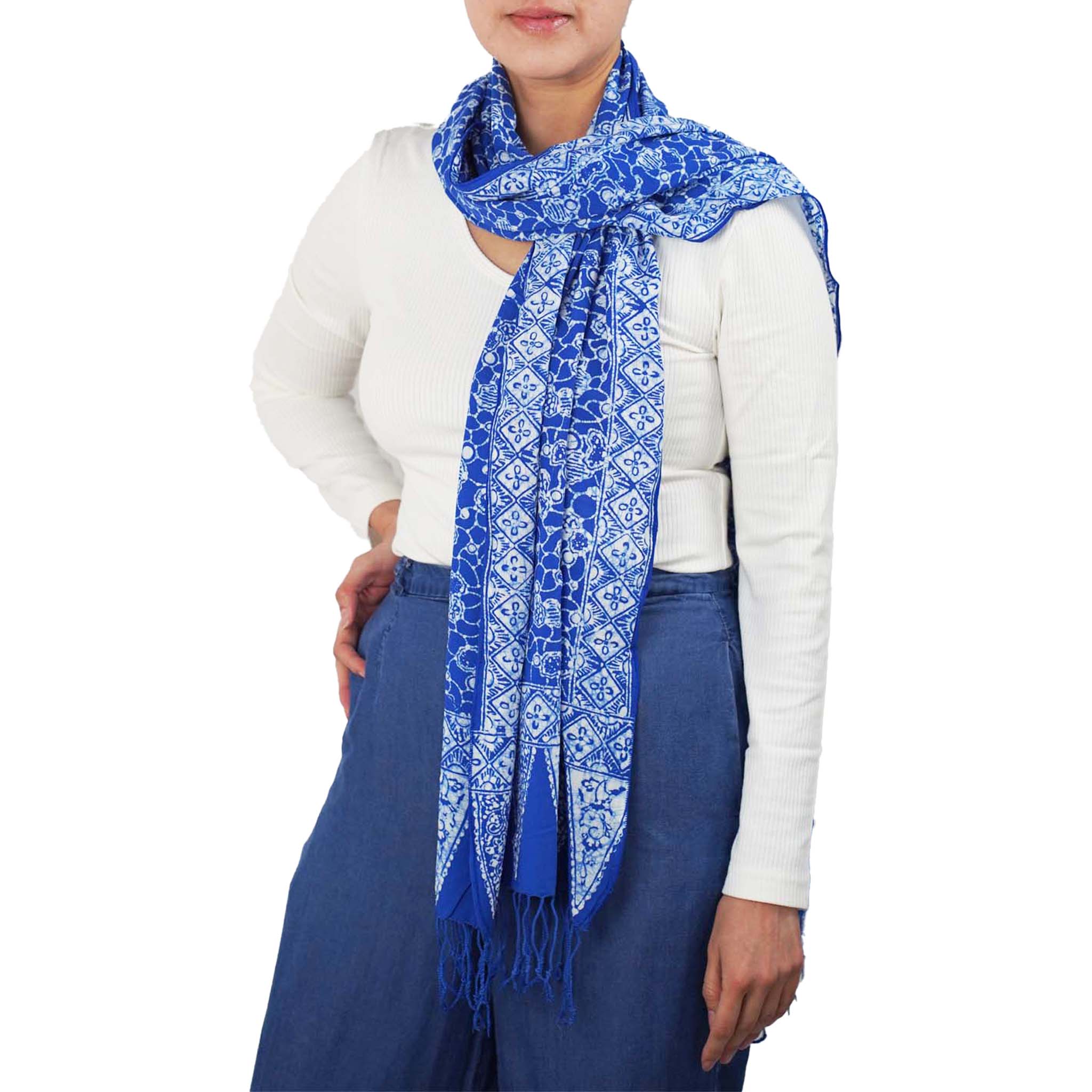 Handmade Batik Scarf, soft Cotton, Boulder, Blue, Light Blue, White Scarves La Vie Bien Handmade Batik Scarf, soft Cotton, Boulder, Blue, Light Blue, White