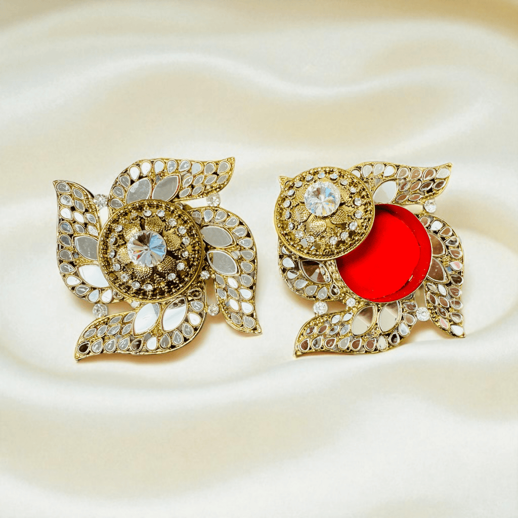 Handmade Designer Swastik Shaped Kundan Dibbies/Sindoor Daani/Trinket Box - Set of 3 La Vie Bien Handmade Designer Swastik Shaped Kundan Dibbies/Sindoor Daani/Trinket Box - Set of 3