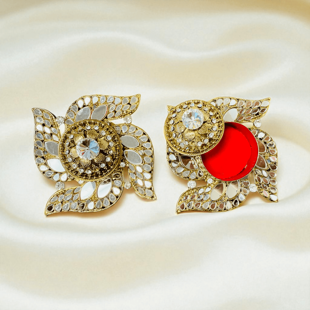 Handmade Designer Swastik Shaped Kundan Dibbies/Sindoor Daani/Trinket Box - Set of 3 La Vie Bien Handmade Designer Swastik Shaped Kundan Dibbies/Sindoor Daani/Trinket Box - Set of 3