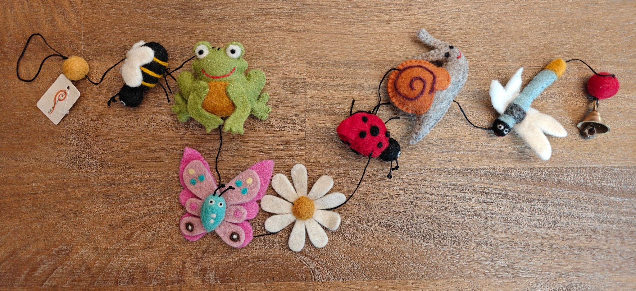 Handmade felt Springtime Bug Buddies Garland - Wall Décor for kid's room or nursery La Vie Bien Handmade felt Springtime Bug Buddies Garland - Wall Décor for kid's room or nursery