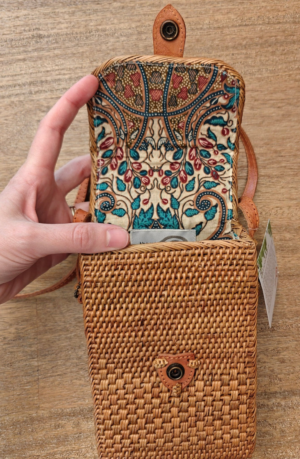 Handmade woven Balinese Ata Vine Cell Phone Resort Crossbody Bag with Leather Strap La Vie Bien Handmade woven Balinese Ata Vine Cell Phone Resort Crossbody Bag with Leather Strap