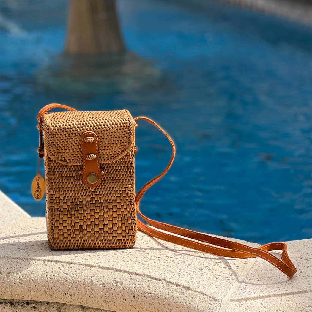 Handmade woven Balinese Ata Vine Cell Phone Resort Crossbody Bag with Leather Strap La Vie Bien Handmade woven Balinese Ata Vine Cell Phone Resort Crossbody Bag with Leather Strap