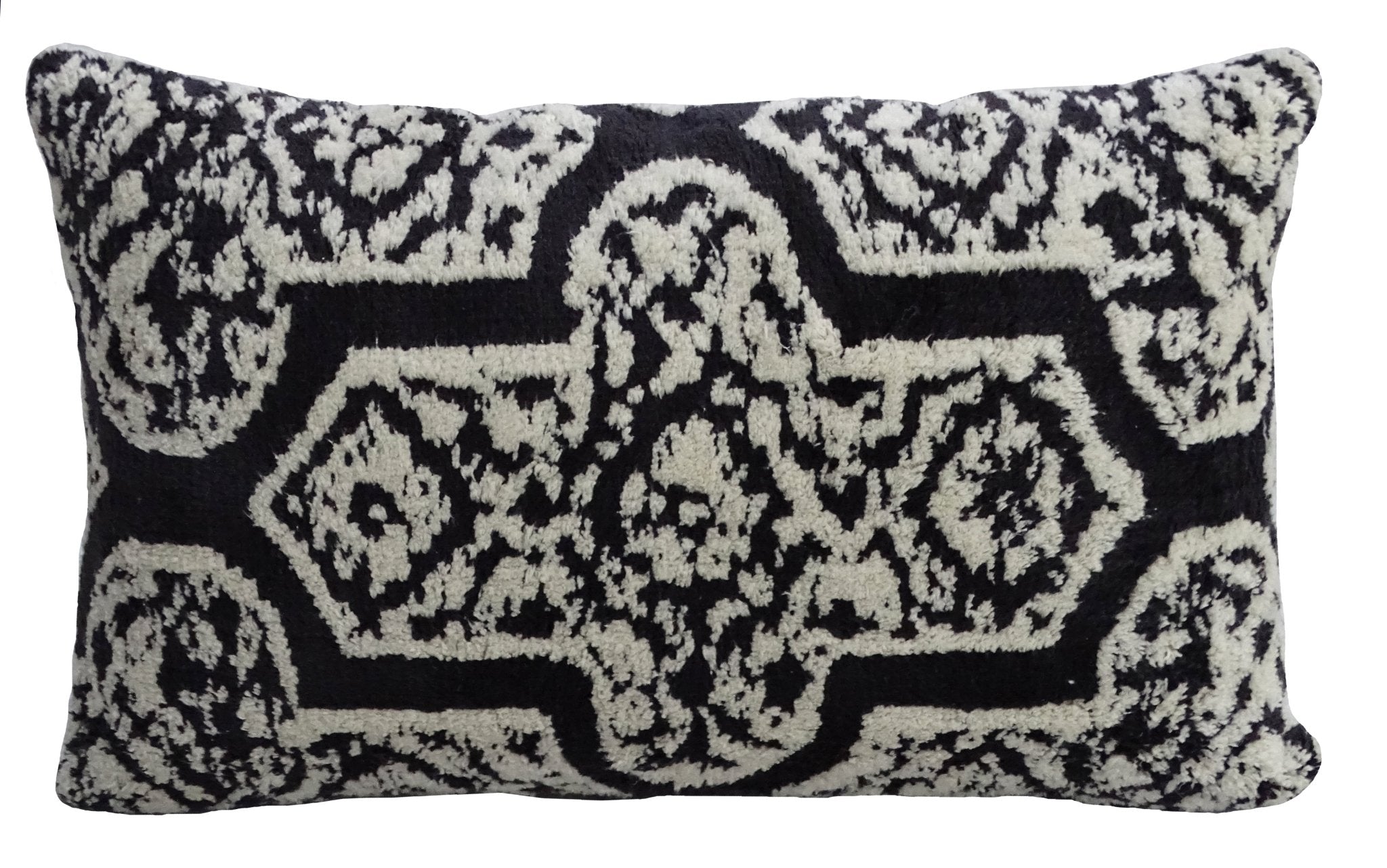 Handwoven 14"X 24" Throw Pillow for Sofa Throw Pillow La Vie Bien Handwoven 14"X 24" Throw Pillow for Sofa