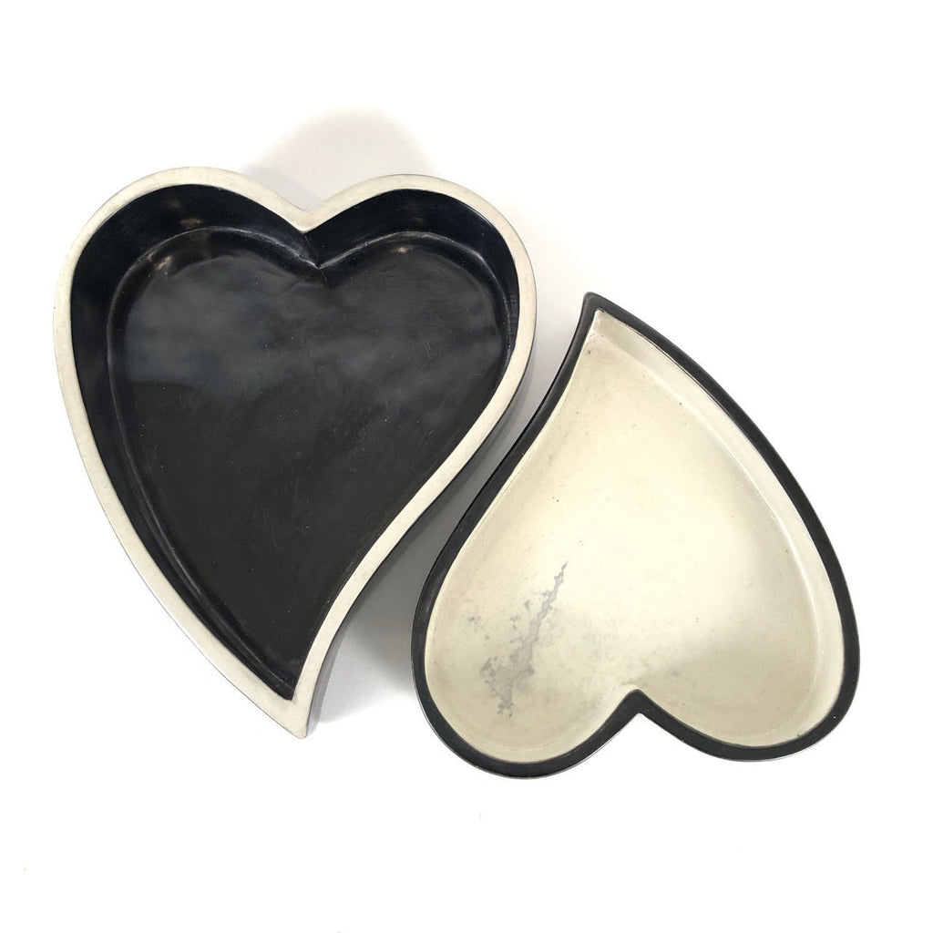 Heart Bowls Black + White La Vie Bien Heart Bowls Black + White