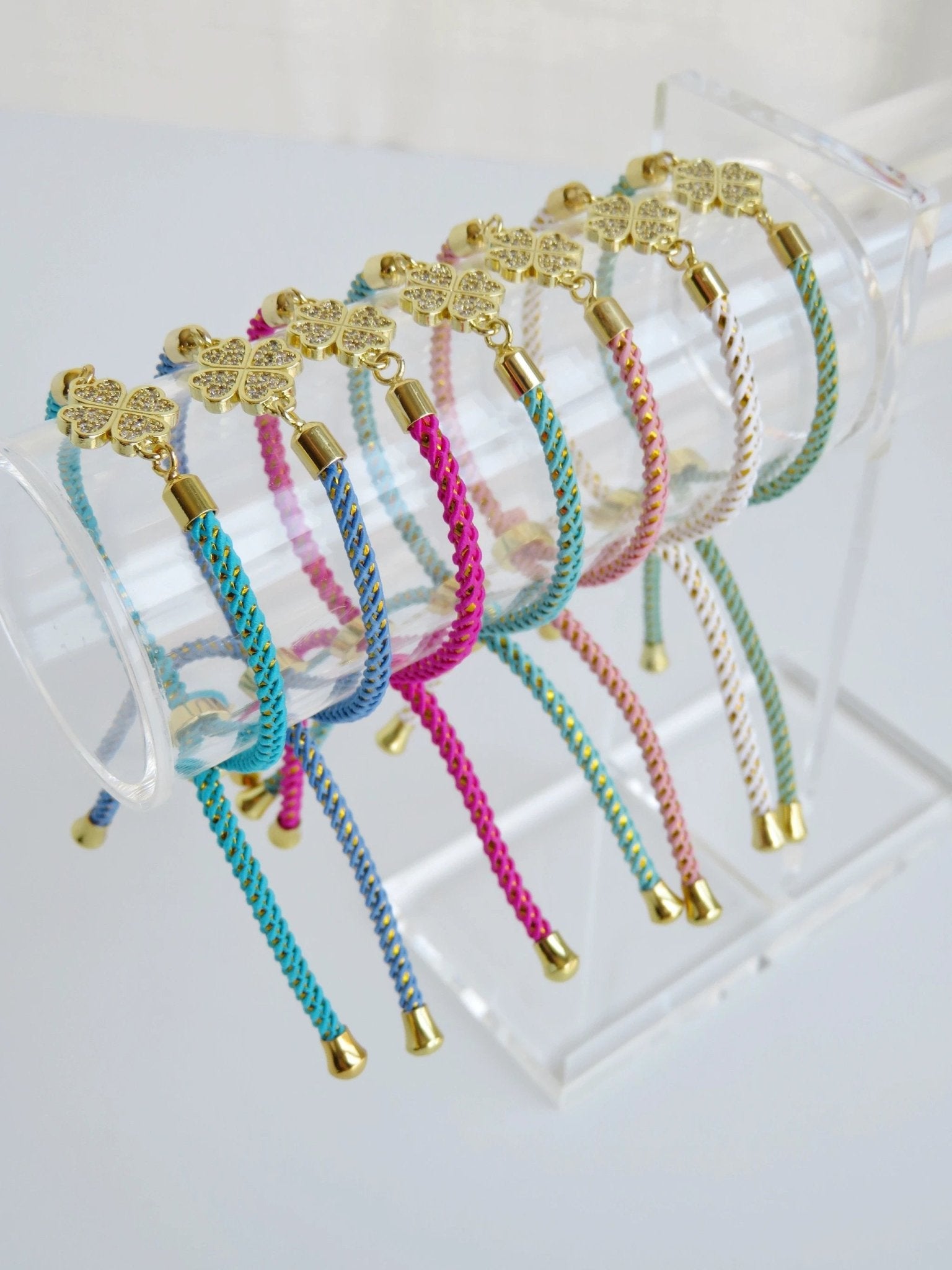Heart Clover Bracelet - Adjustable Braided Cord