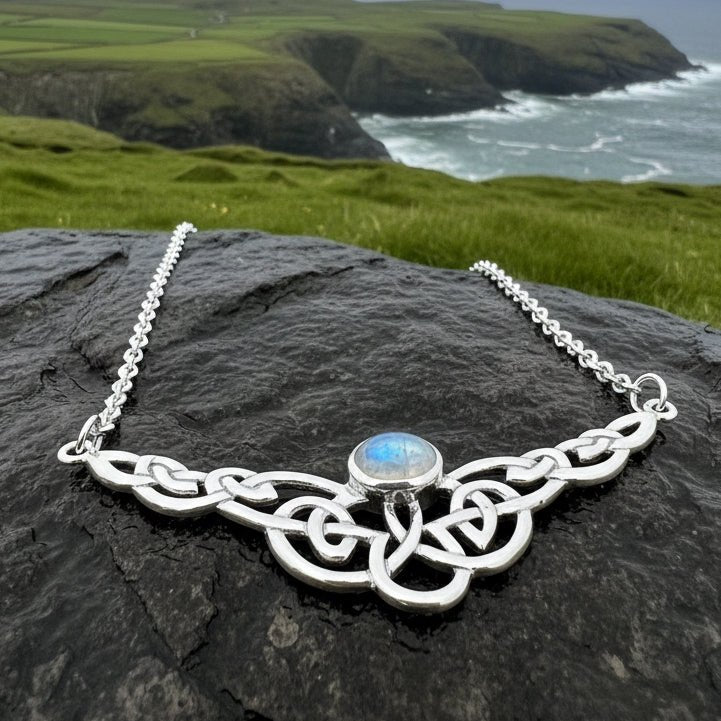 Helen Celtic Knot Necklace in Sterling Silver Necklet La Vie Bien Helen Celtic Knot Necklace in Sterling Silver