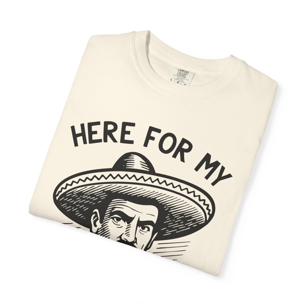 Here For My Señor Discount Mariachi Sombrero Retirement T-shirt | Funny Latino | 3 Colors T-Shirt La Vie Bien Here For My Señor Discount Mariachi Sombrero Retirement T-shirt | Funny Latino | 3 Colors