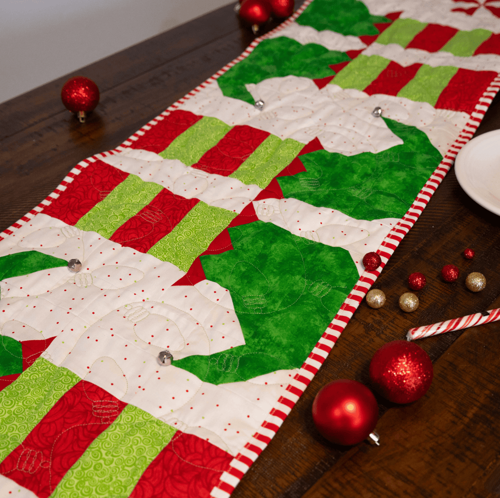 Holiday Quilted Table Runner Kit Bundle Quilt Kit La Vie Bien Holiday Quilted Table Runner Kit Bundle