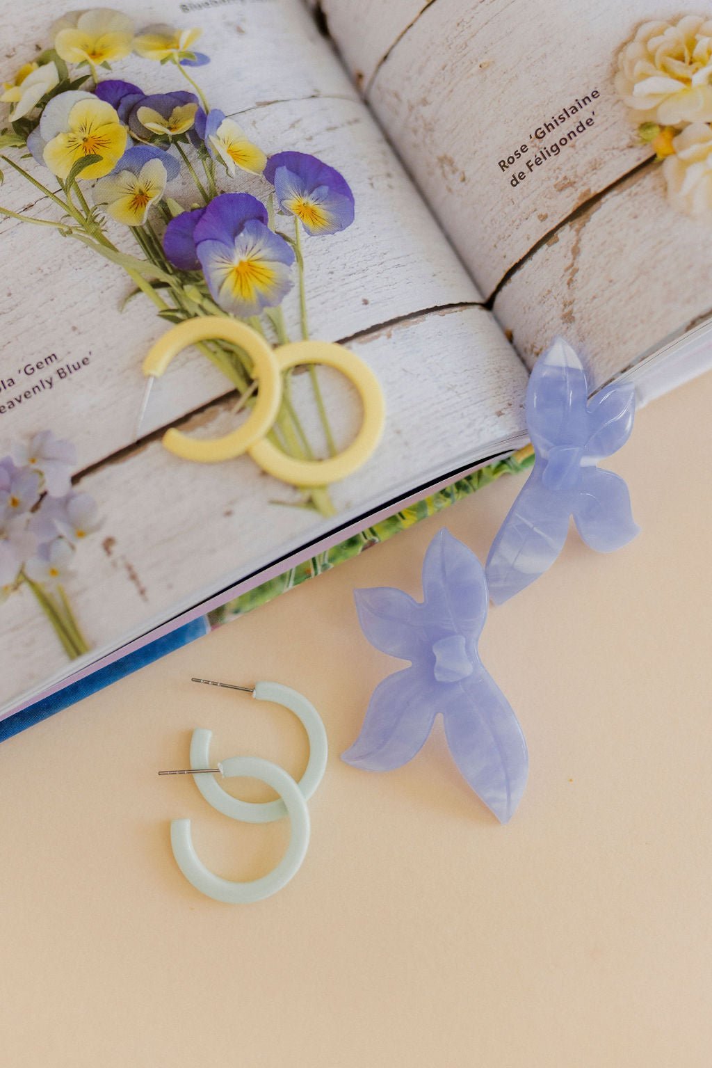 Holly Mini Hoop Earrings - Spearmint Green