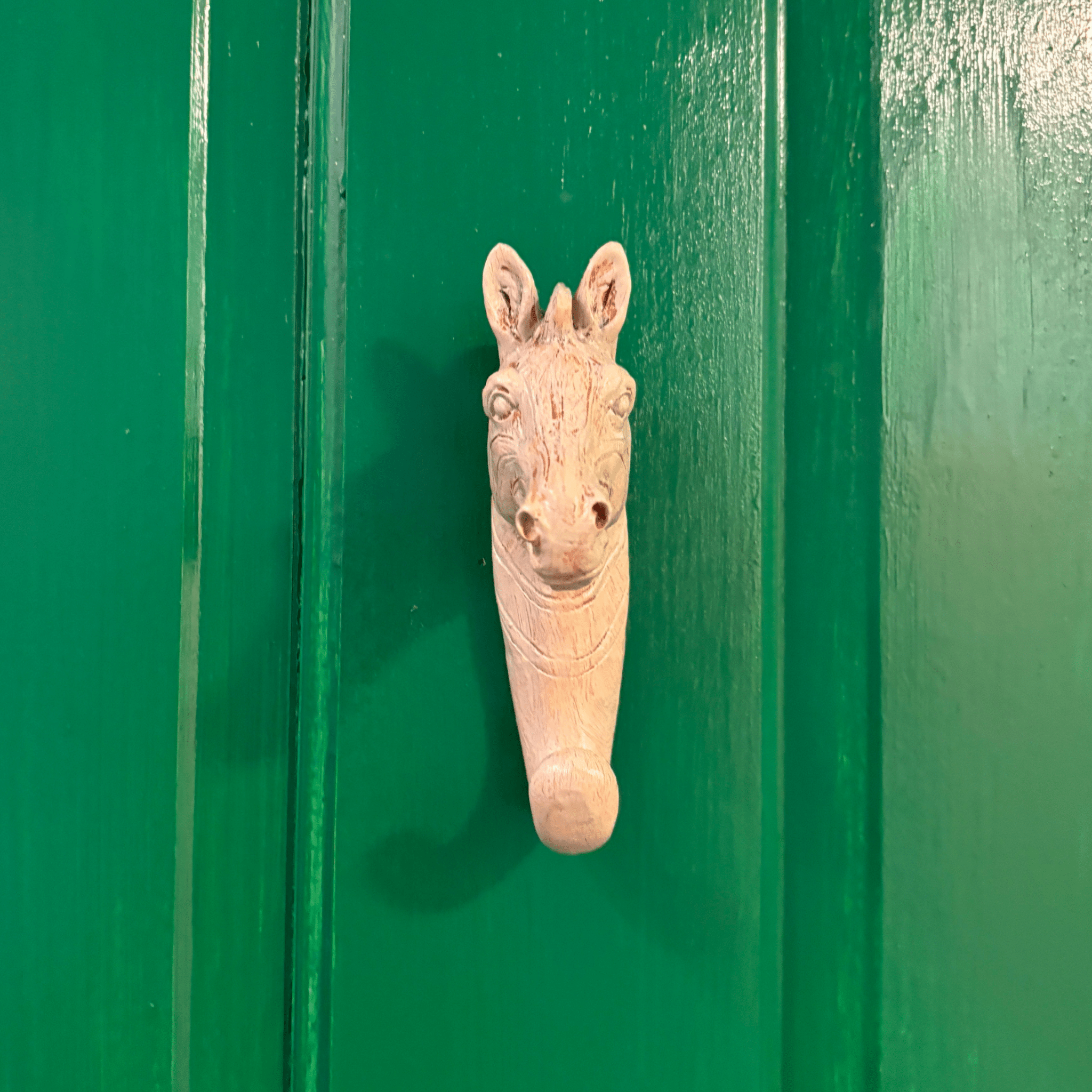 Horse Resin Hook | Animal Theme Decorative Wall Hook | 5" x 3.5" Wall Hook La Vie Bien Horse Resin Hook | Animal Theme Decorative Wall Hook | 5" x 3.5"
