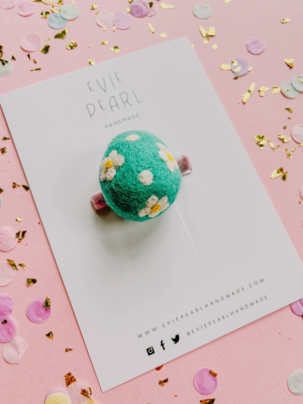 Teal Daisy Egg clip by Evie Pearl Handmade