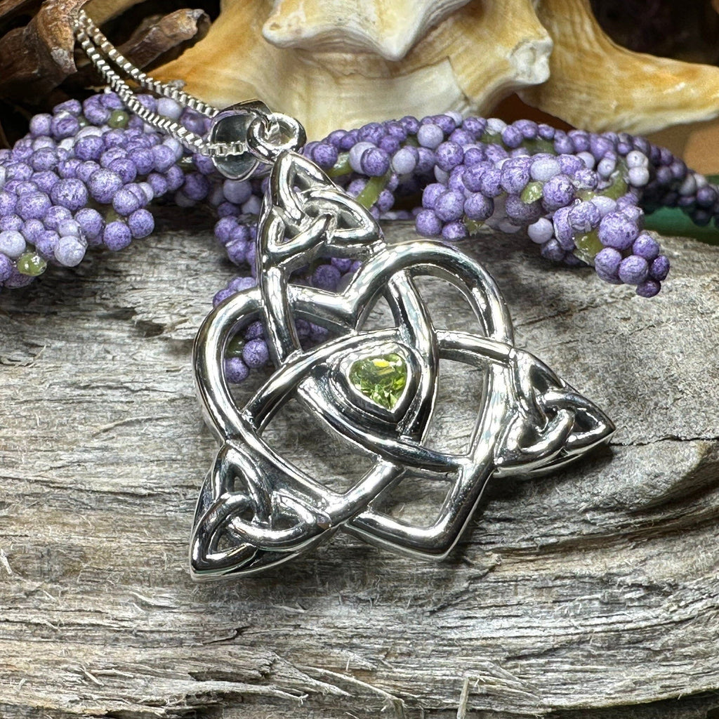 Imogen Mother's Knot Necklace Pendant La Vie Bien Imogen Mother's Knot Necklace