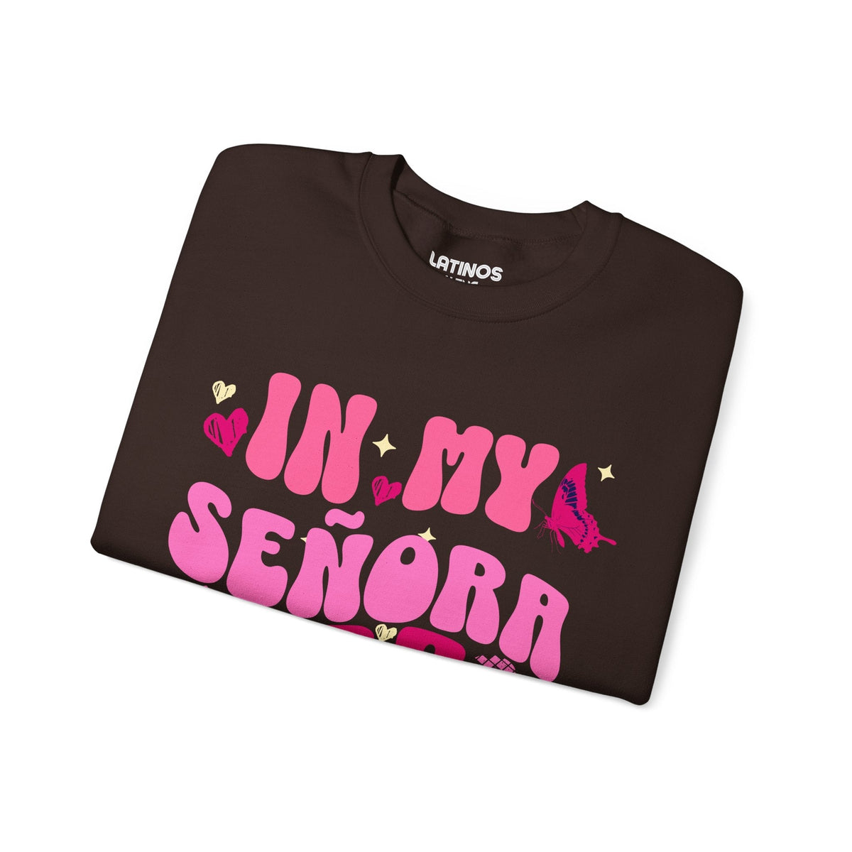 In My Señora Era Latina Mom Comfy Crewneck Sweater | Funny Viral Latino | 3 Colors Sweatshirt La Vie Bien In My Señora Era Latina Mom Comfy Crewneck Sweater | Funny Viral Latino | 3 Colors
