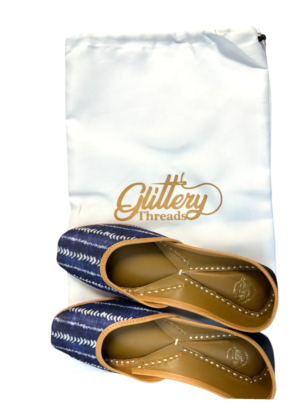 Indigo Blue Punjabi Leather Jutti | Indian Women's Traditional Wear Mojari | Women's Khussa Shoes | Indian Wedding Jutti | Indian Ballet Flats Jutti La Vie Bien Indigo Blue Punjabi Leather Jutti | Indian Women's Traditional Wear Mojari | Women's Khussa Shoes | Indian Wedding Jutti | Indian Ballet Flats