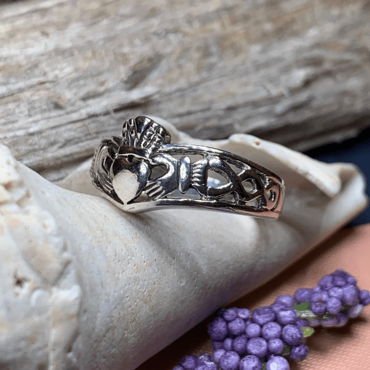 Irish Claddagh Chevron Ring in Sterling Silver Ring La Vie Bien Irish Claddagh Chevron Ring in Sterling Silver