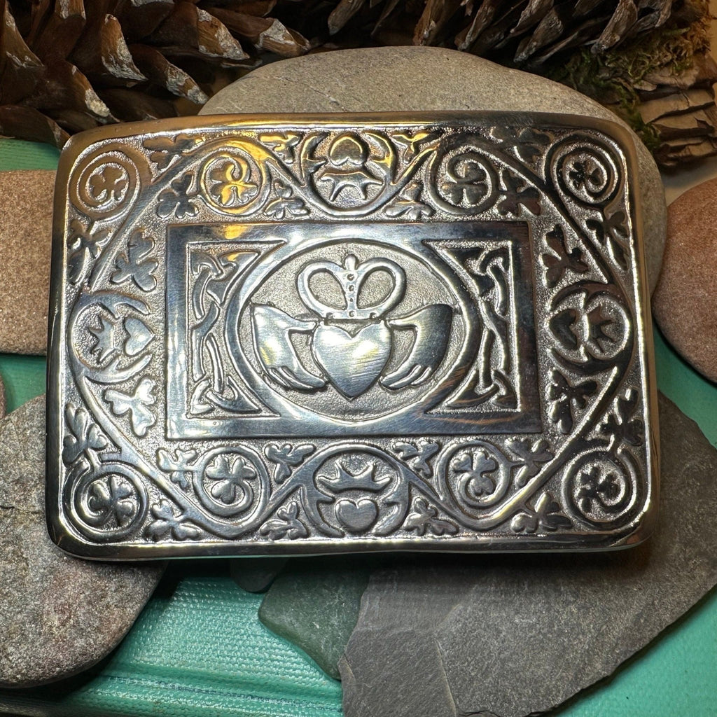 Irish Claddagh Kilt Belt Buckle for Men Belt Buckle La Vie Bien Irish Claddagh Kilt Belt Buckle for Men