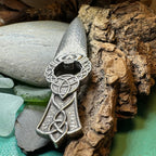 Irish Claddagh & Trinity Knot Kilt Pin Kilt Pin La Vie Bien Irish Claddagh & Trinity Knot Kilt Pin