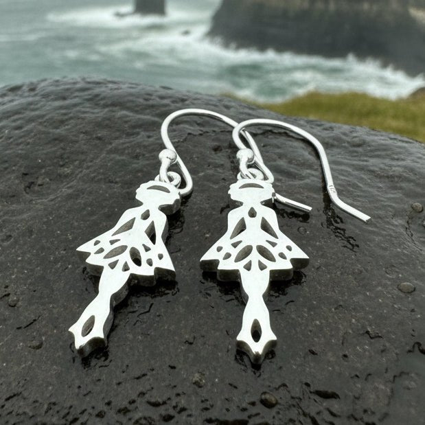 Irish Dancer Earrings in Sterling Silver Dangle Earrings La Vie Bien Irish Dancer Earrings in Sterling Silver