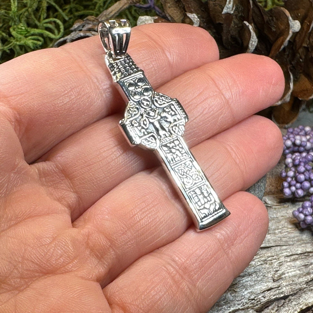 Irish Durrow Celtic Cross Necklace in Sterling Silver Pendant La Vie Bien Irish Durrow Celtic Cross Necklace in Sterling Silver