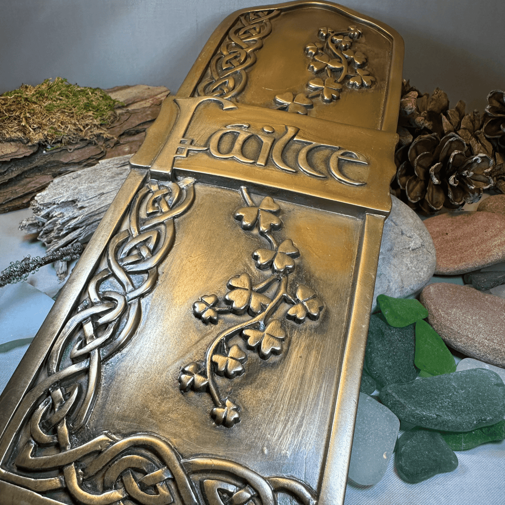 Irish Fáilte Welcome Wall Plaque Gifts La Vie Bien Irish Fáilte Welcome Wall Plaque