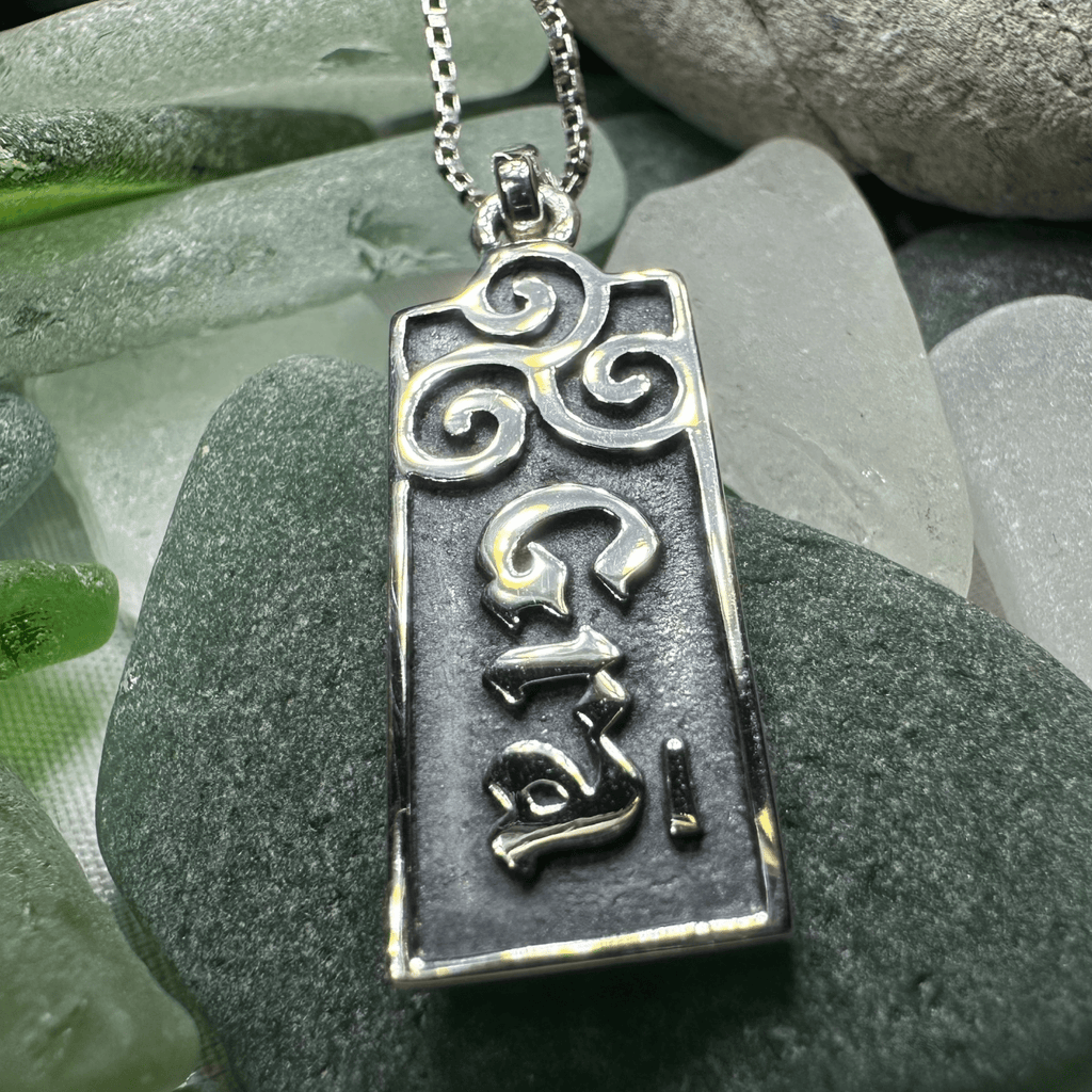 Irish Gaelic Love Grá Necklace in Sterling Silver Pendant La Vie Bien Irish Gaelic Love Grá Necklace in Sterling Silver