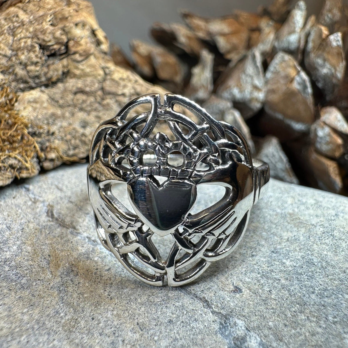 Irish Lace Claddagh Ring in Sterling Silver Ring La Vie Bien Irish Lace Claddagh Ring in Sterling Silver