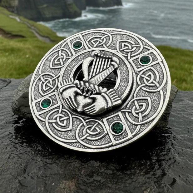 Irish Spirit Celtic Claddagh Plaid Pin Brooch La Vie Bien Irish Spirit Celtic Claddagh Plaid Pin