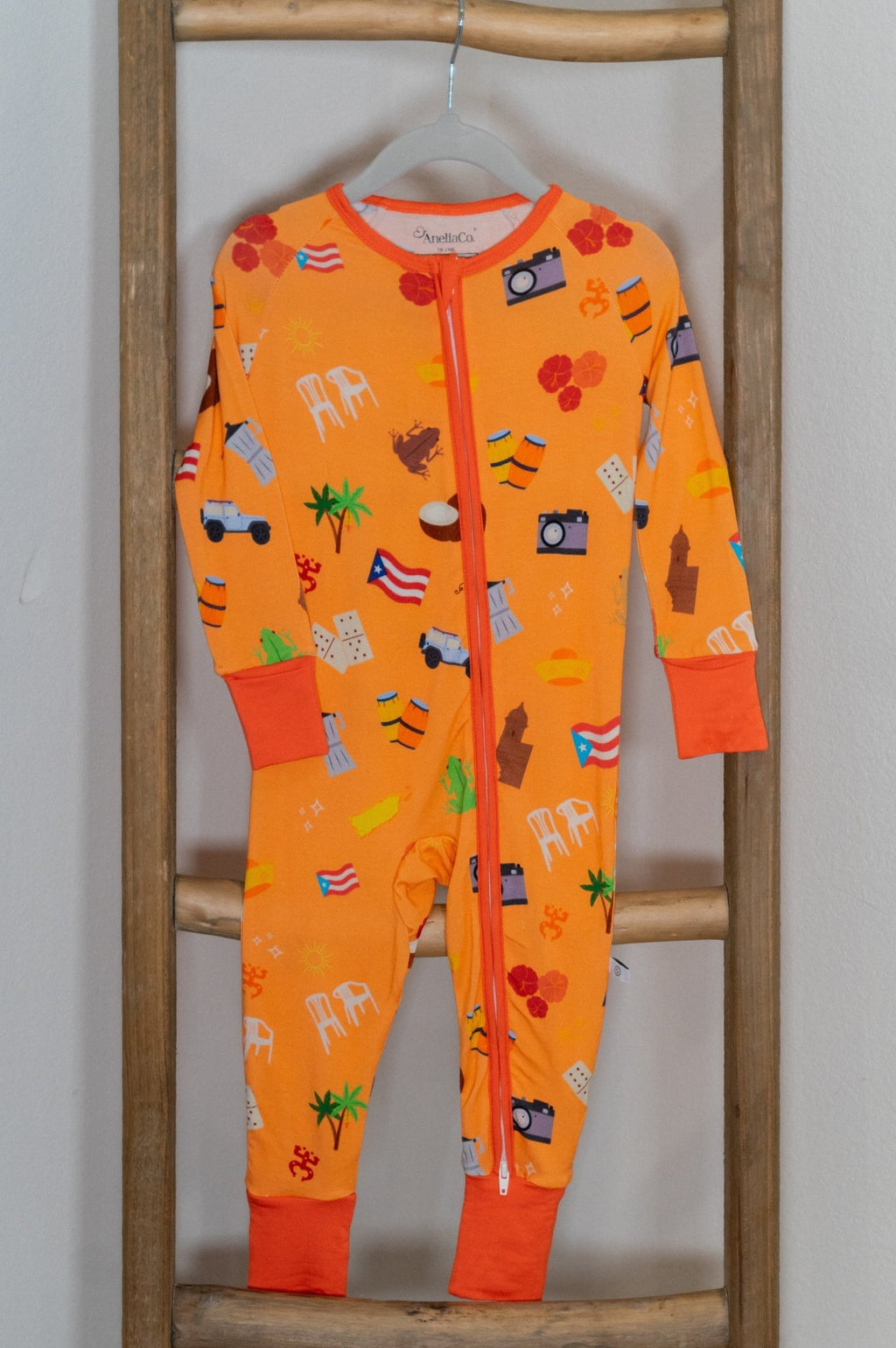 Isla del Encanto Pajamas La Vie Bien Isla del Encanto Pajamas